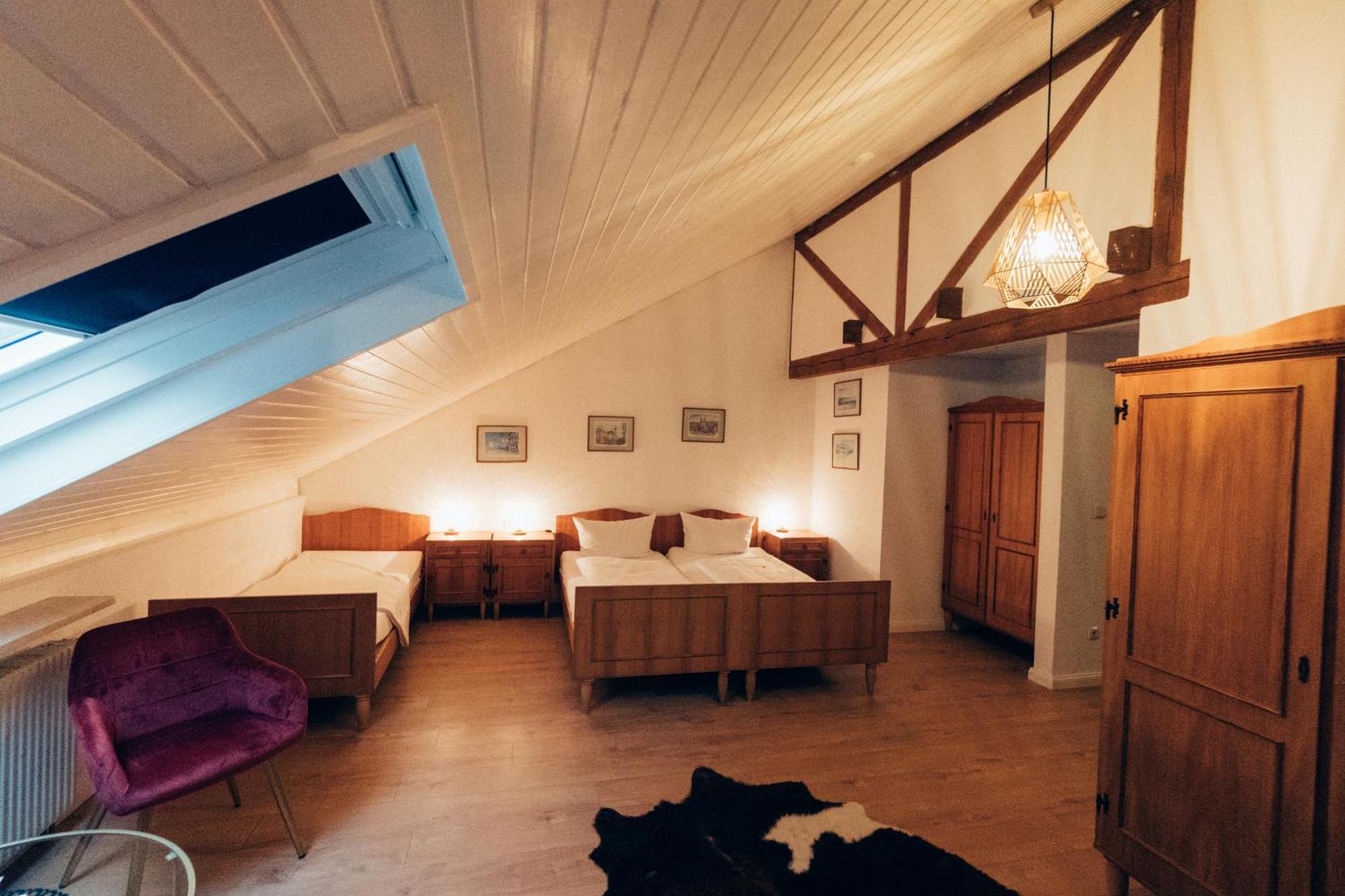 Gasthof Hotel Zur Post Egloffstein Екстериор снимка